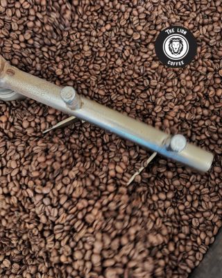 V tuhle chvíli už víme, jak to dopadlo. Zrno je hotové, barva drží, vůně je všude kolem. Ale to není konec. Chlazení musí...